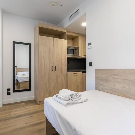Micampus Xaudaro Student Residence Madrid Extérieur photo