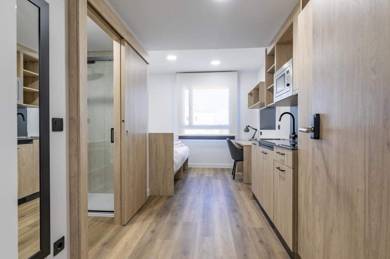 Micampus Xaudaro Student Residence Madrid Extérieur photo