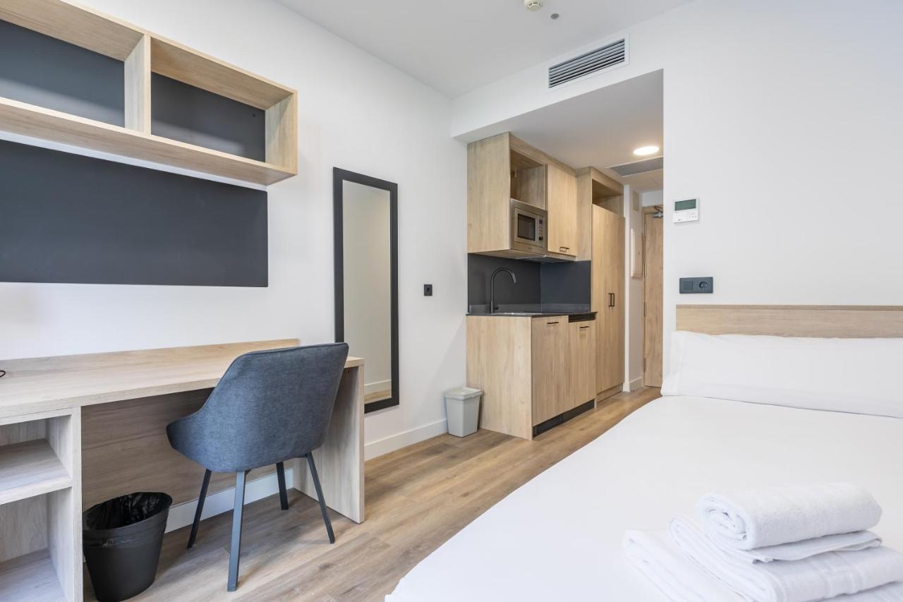 Micampus Xaudaro Student Residence Madrid Extérieur photo