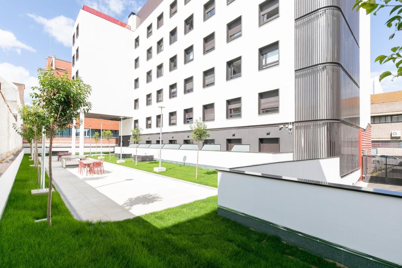 Micampus Xaudaro Student Residence Madrid Extérieur photo